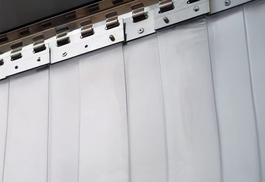 montaż kurtyn paskowych